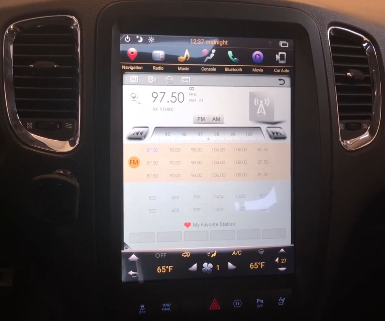 Dodge Durango Tesla Carplay Screen